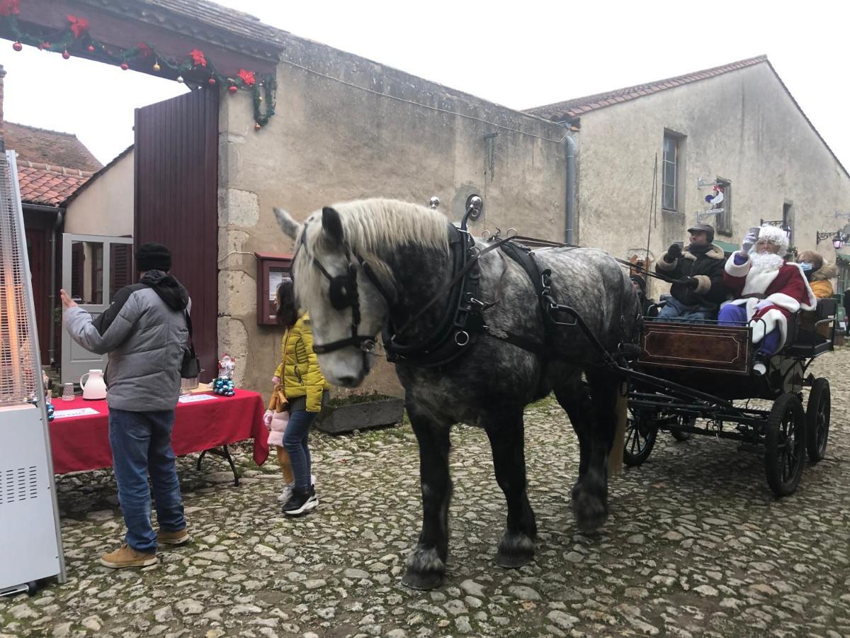 La Maison Du Prince De Conde Charroux-dʼAllier Eksteriør billede